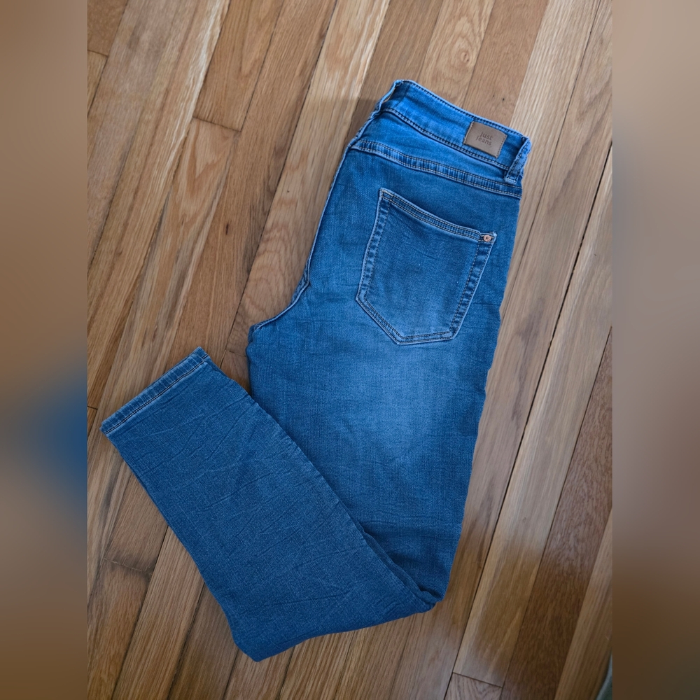 Jeans - Picture 2 of 2